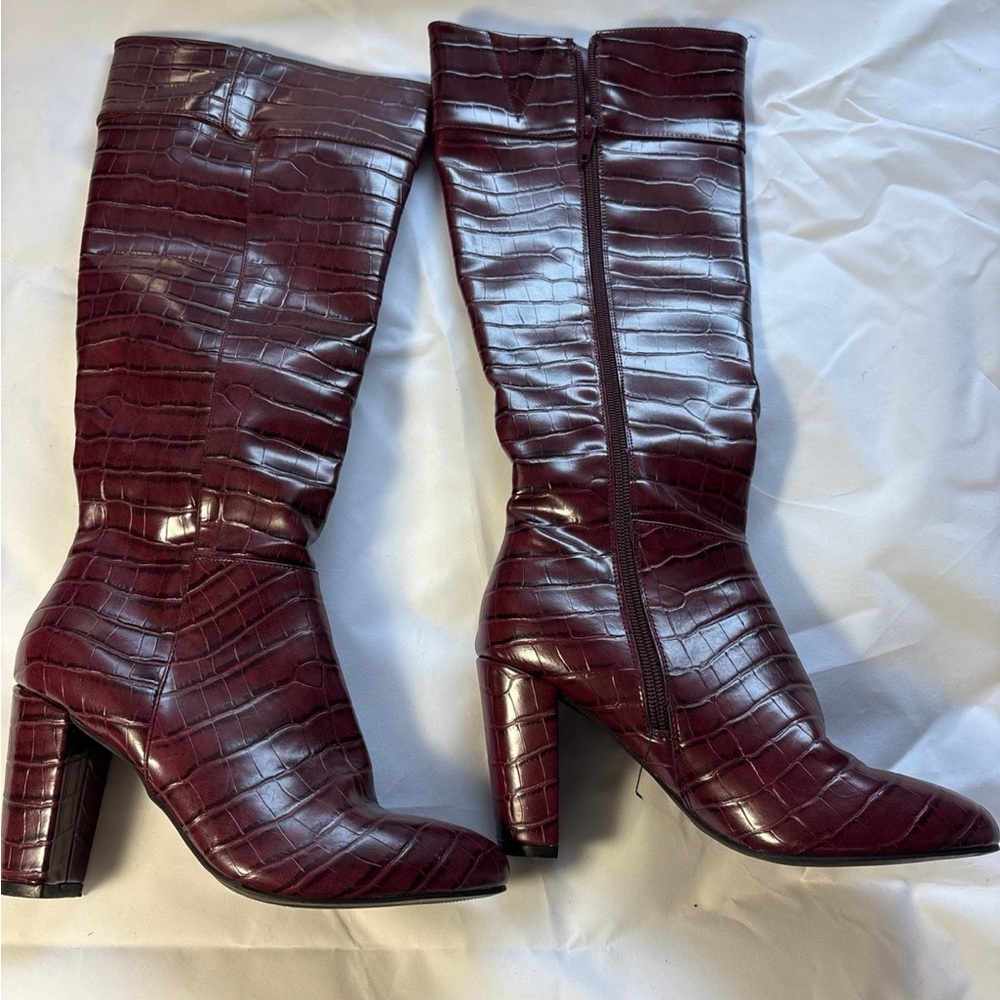 Brown Heeled Boots with Chunky Block Heel